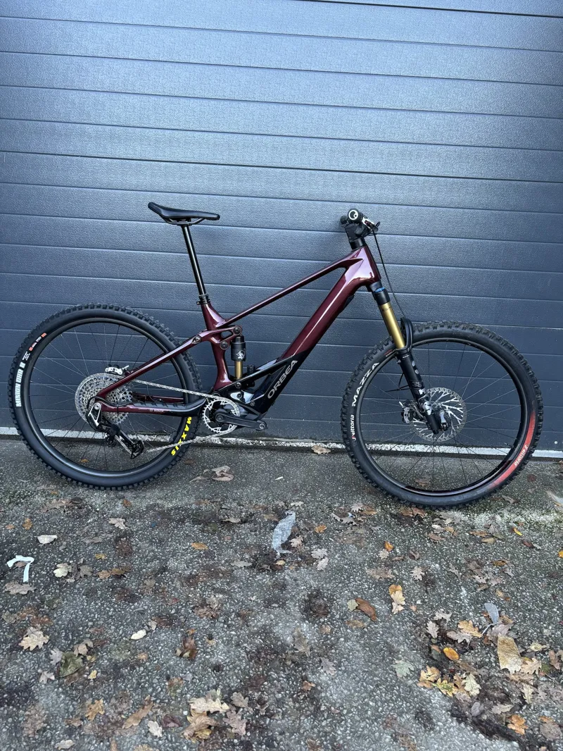 Ex Demo Orbea Wild M-LTD Large Electric Bike 2025 Custom Red