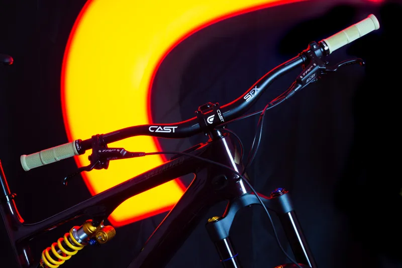 Cast SFX DH/Enduro Handlebar Black-8