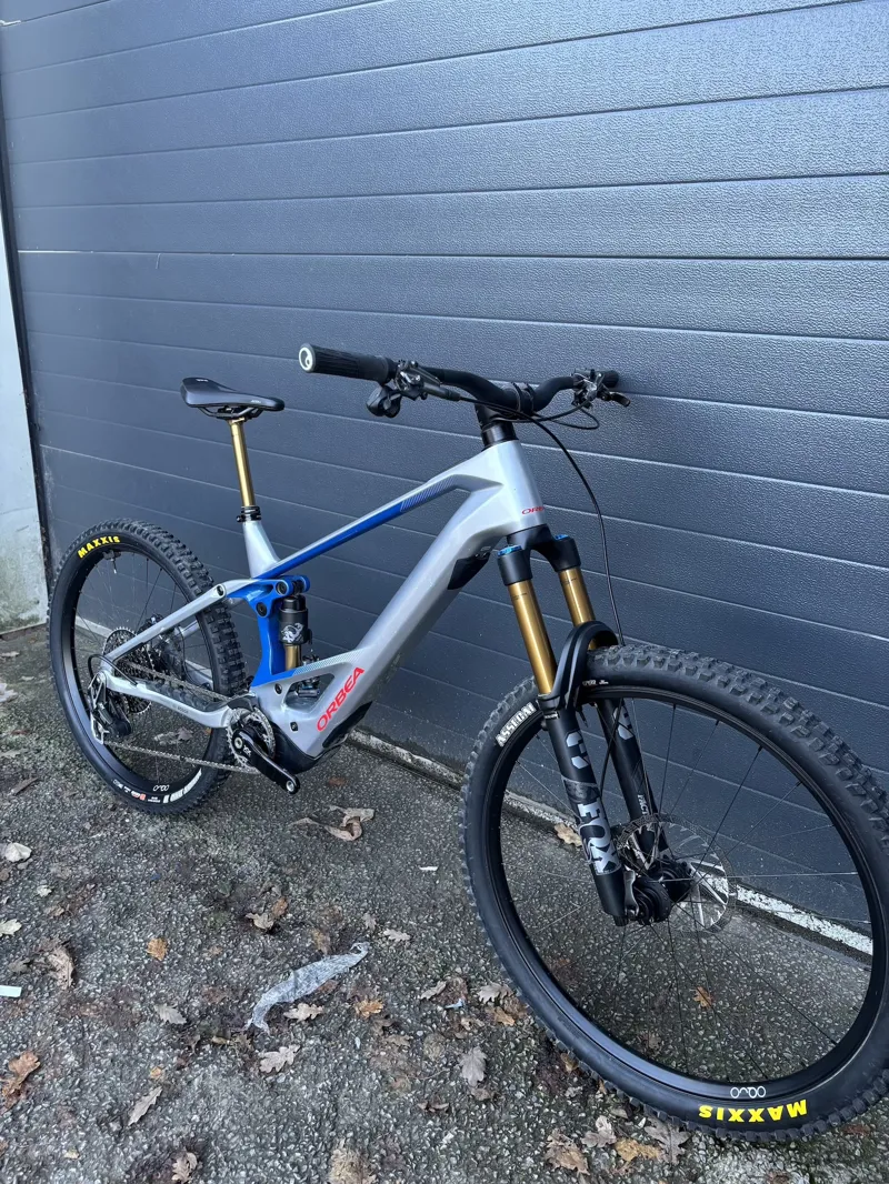 Ex Demo Orbea Wild M-LTD XL Electric Bike 2025 Custom Silver/Blue-1