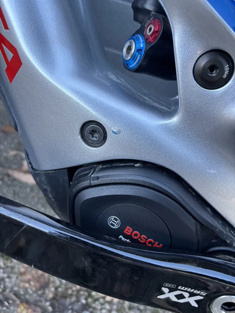 Ex Demo Orbea Wild M-LTD XL Electric Bike 2025 Custom Silver/Blue-6