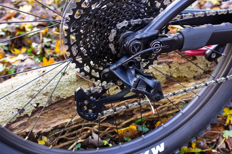 Whyte T-140 S 27.5 Mountain Bike Grey/Black-5