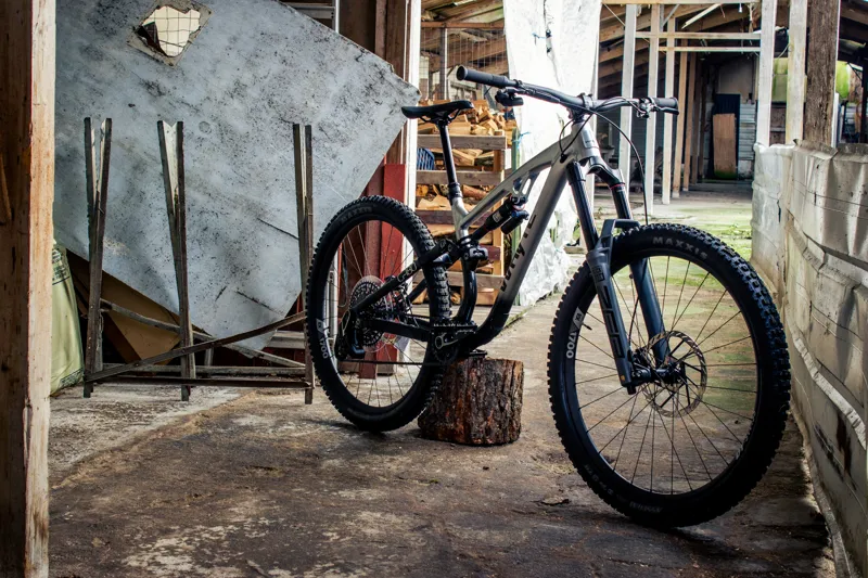 Whyte G-180 Works Mountain Bike 2026 Silver/Black-1