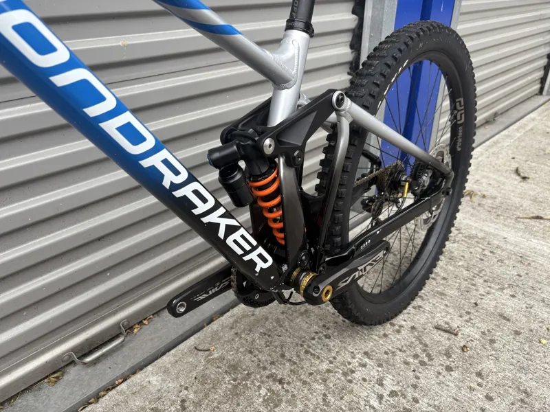 EX DEMO Mondraker Summum RR Mullet Medium Downhill Bike 2025 Carrera Blue-5