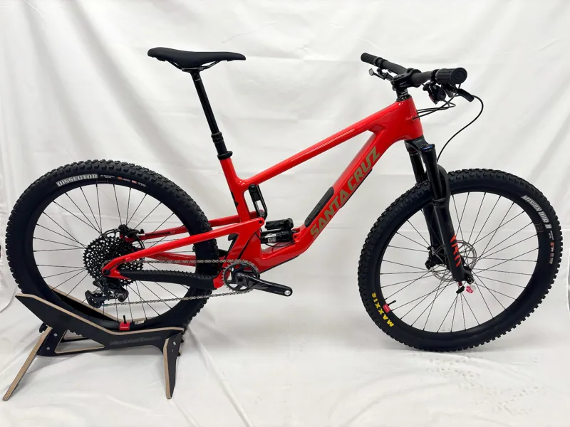 Custom SantaCruz 5010 CC Large Mountain Bike 2023 Gloss Red