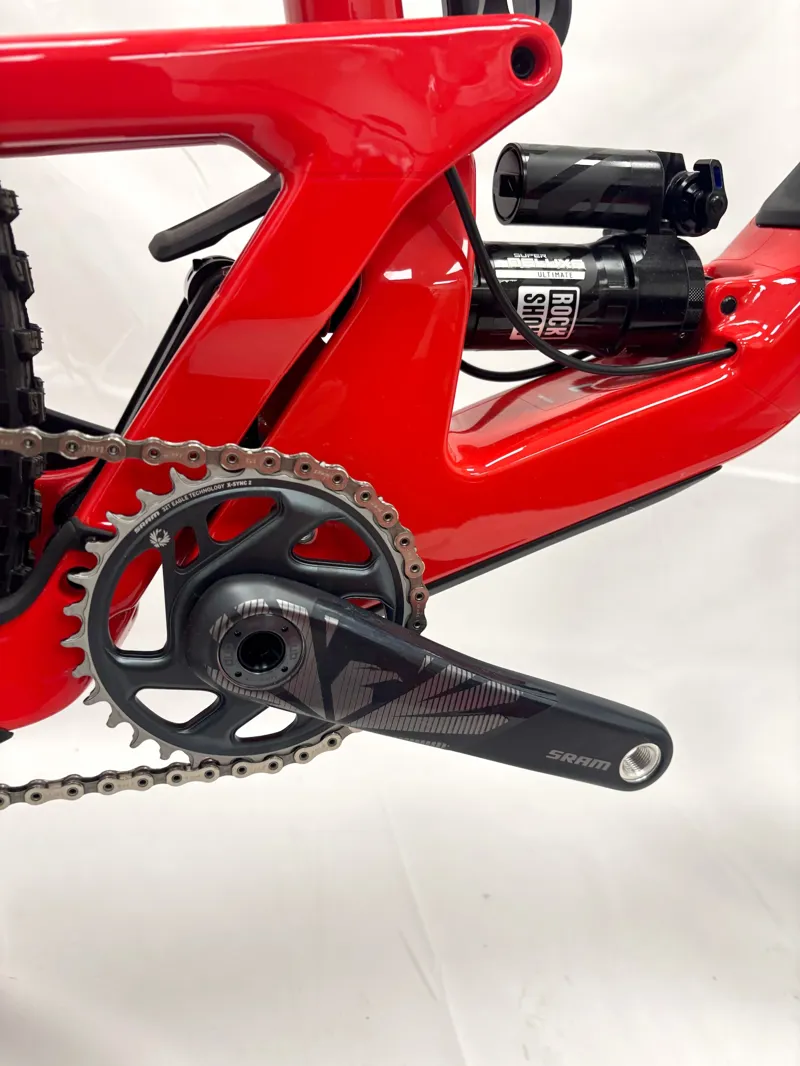 Custom SantaCruz 5010 CC Large Mountain Bike 2023 Gloss Red-3