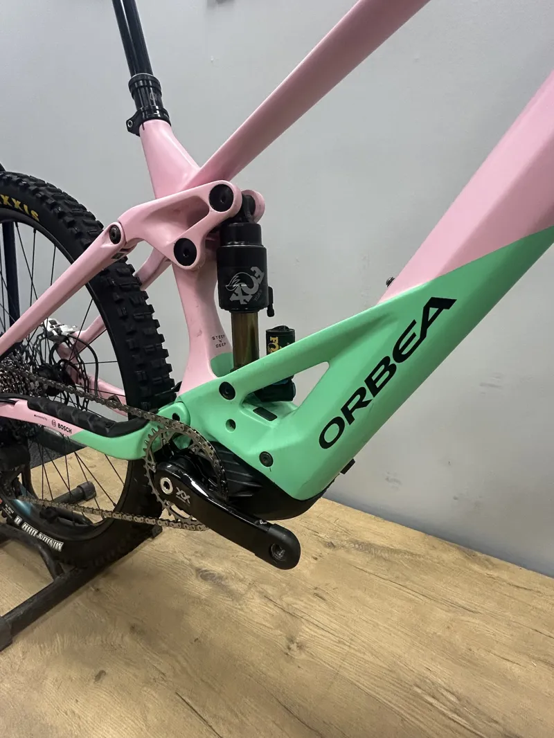 EX DEMO Orbea Wild M-LTD Large Electric Bike 2024 Custom-3