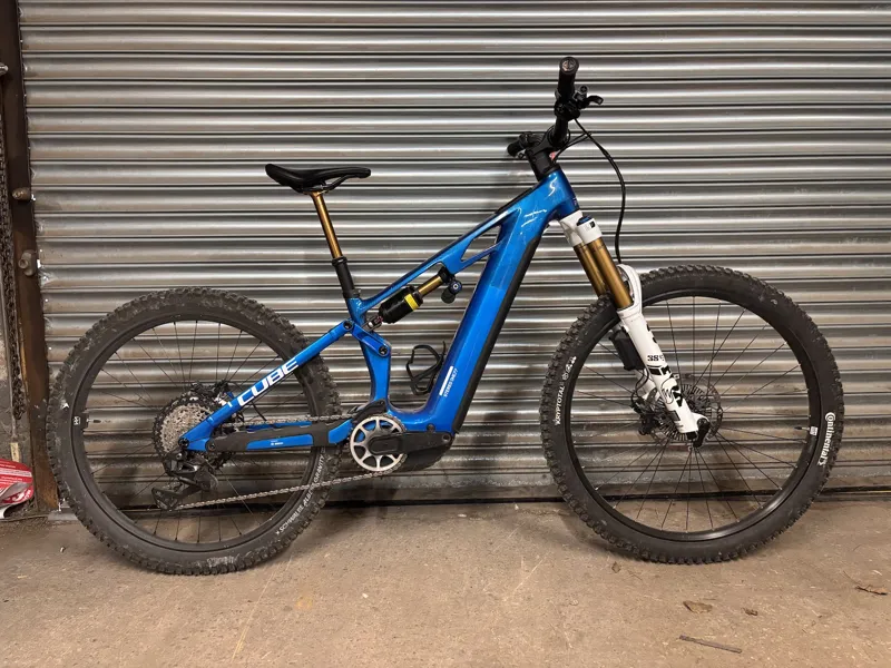 Ex Demo Cube Stereo Hybrid 177 HPC AT 800 Small Electric Bike 2026 Actionteam