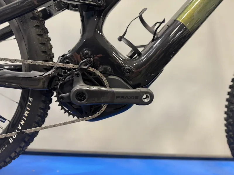 EX DISPLAY Specialized Levo S-Works Carbon S5 Electric Bike 2023 Gloss Gold Pearl/Carbon/Gold Pearl-3