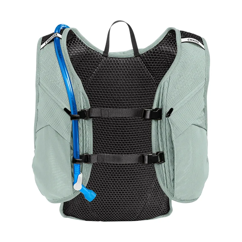 Camelbak Chase Adventure 8 Hydration Vest 8L+2L Crux Reservoir Silver Mist-1