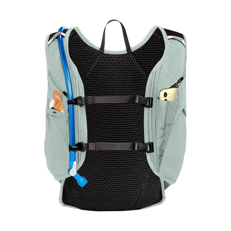 Camelbak Chase Adventure 8 Hydration Vest 8L+2L Crux Reservoir Silver Mist-2