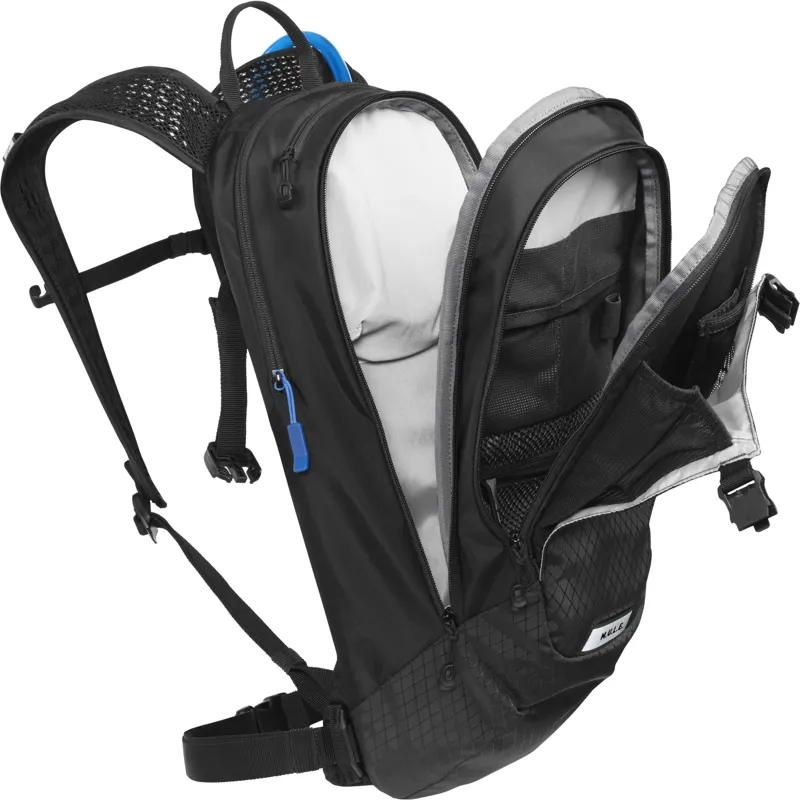 Camelbak M.U.L.E. Hydration Pack With 3l Reservoir: BLACK 12l-5
