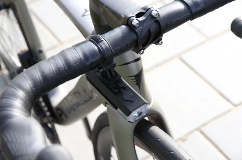 Cateye Flextight H-34 Front Light Aero Mount Bracket-1