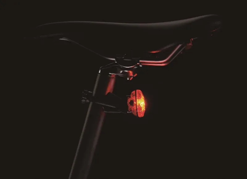 Cateye Omni 3 TL LD135 LED Rear Bike Light-3