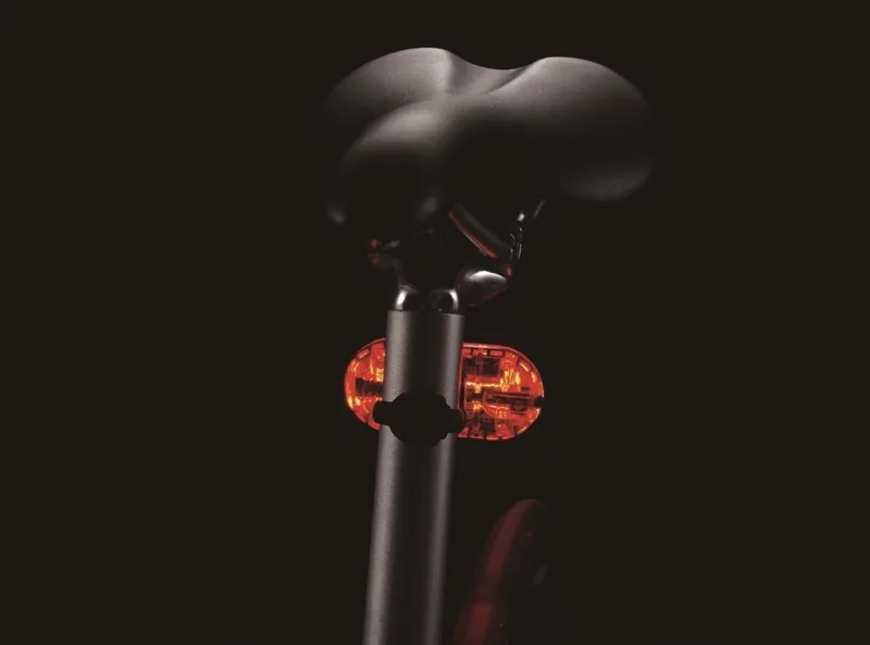 Cateye Omni 5 TL-LD155 LED Rear Bike Light-4