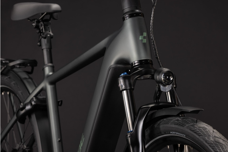 Cube Kathmandu Hybrid Deluxe Pro 800 2027 Black Forest/Chrome-6