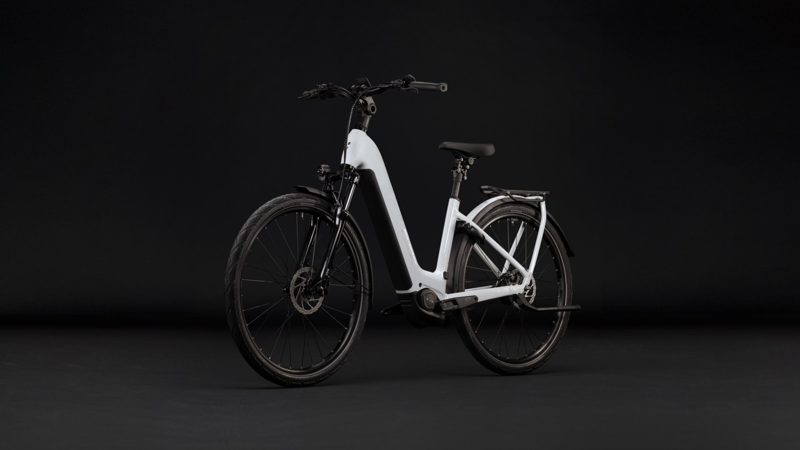 Cube Kathmandu Hybrid Deluxe Pro 800 Easy Entry 2027 Metallic White/Chrome-8