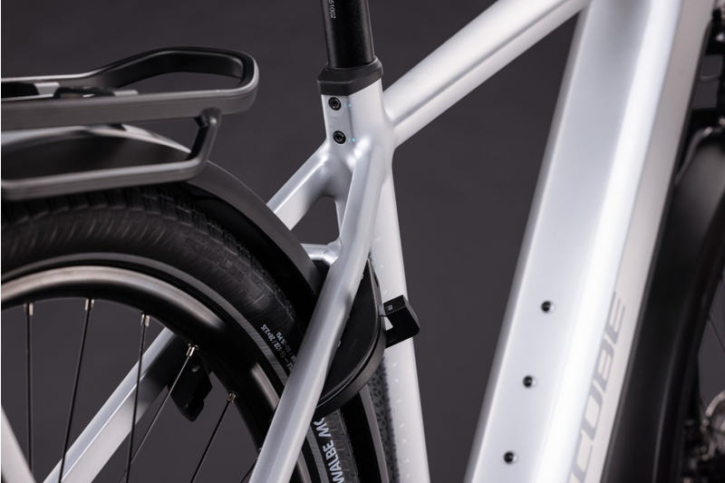 Cube Kathmandu Hybrid ONE 800 2027 Silverstar/Reflex-3