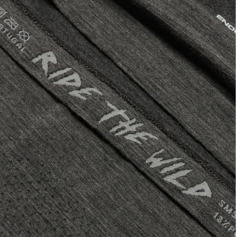 Endura Baabaa Pro Long Sleeve Base-Layer Grey-3