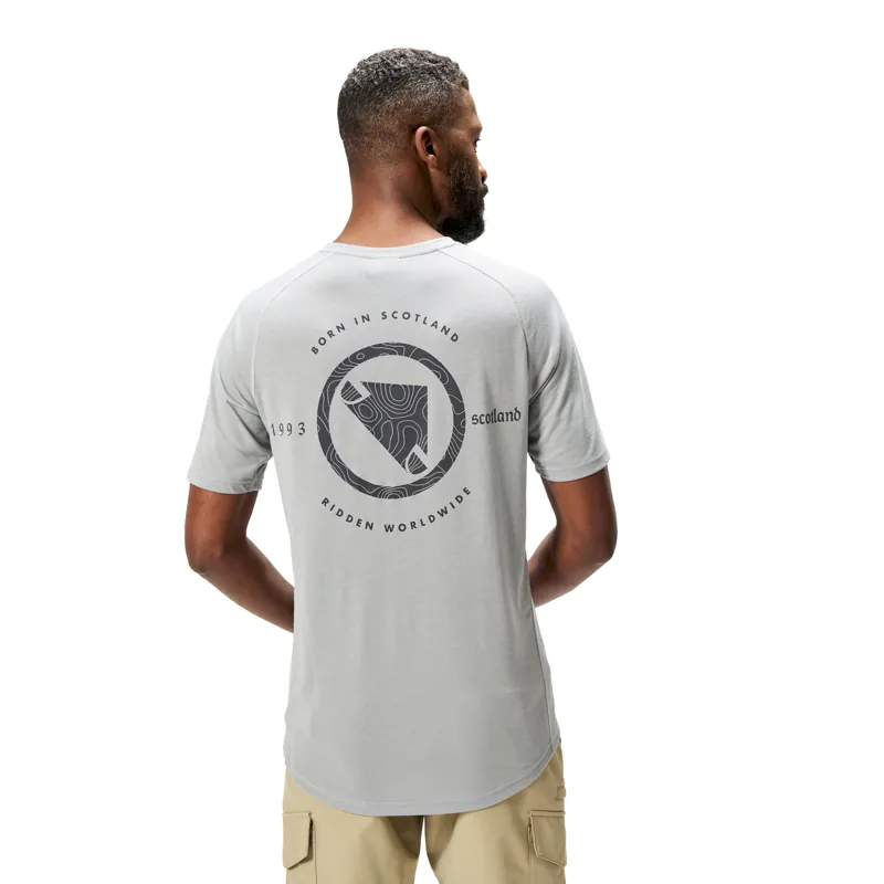 End Humm TechSSTee DREGRY