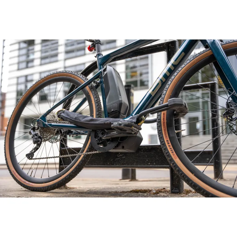 Hiplok DXXL D-Lock and Chain Combo-1