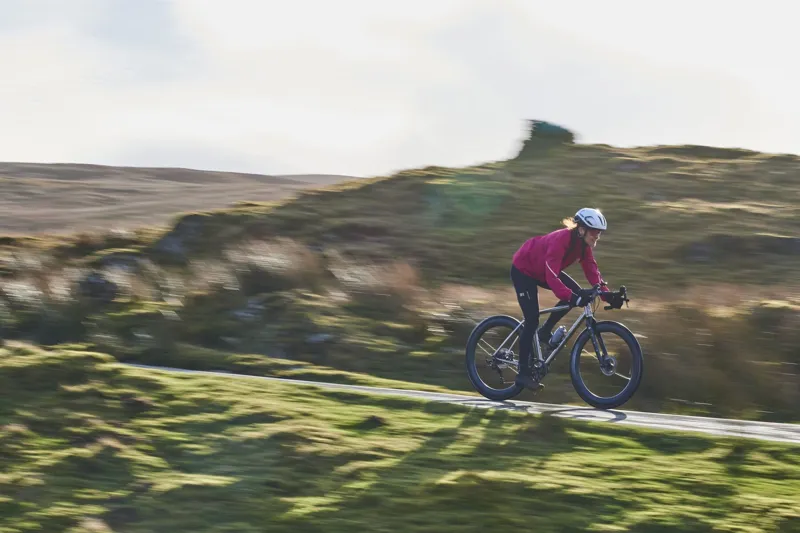 Madison Freewheel Womens Waterproof Jacket Magenta Pink-2