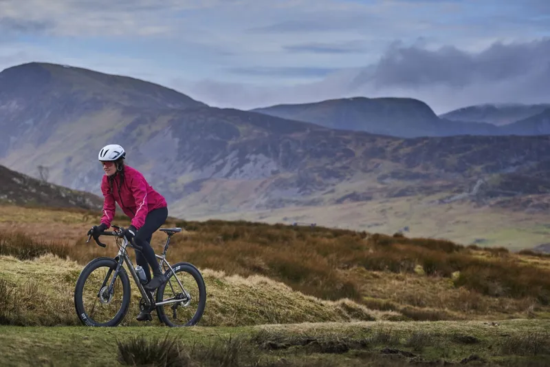 Madison Freewheel Womens Waterproof Jacket Magenta Pink-3