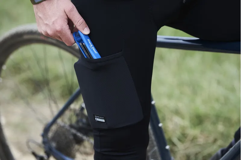 Madison Roam DWR Cargo Bib Tights with Pad Black-6