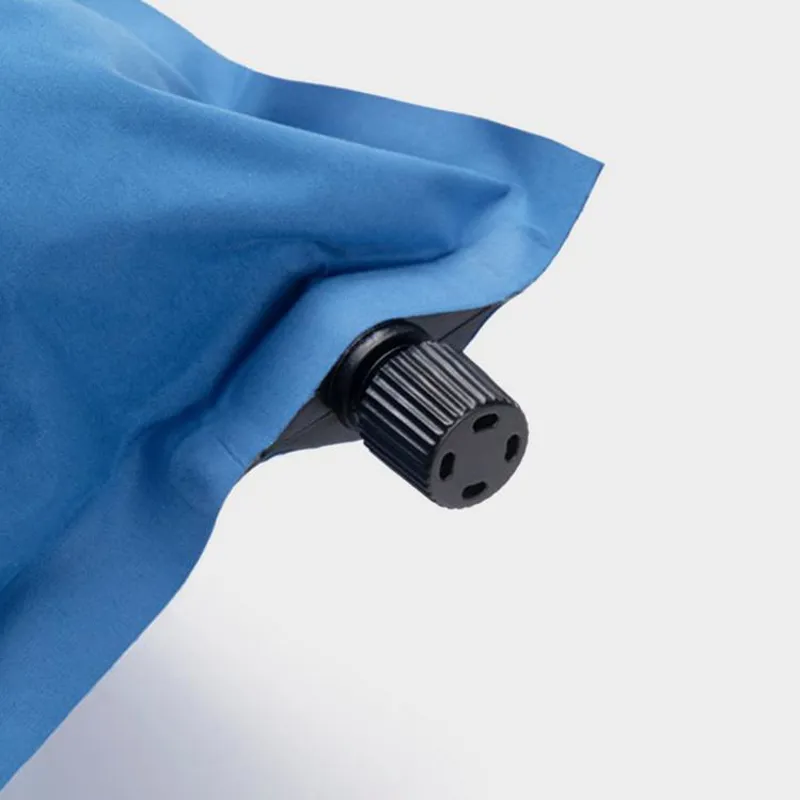 Hi-Gear Dreamer Self-Inflating Pillow