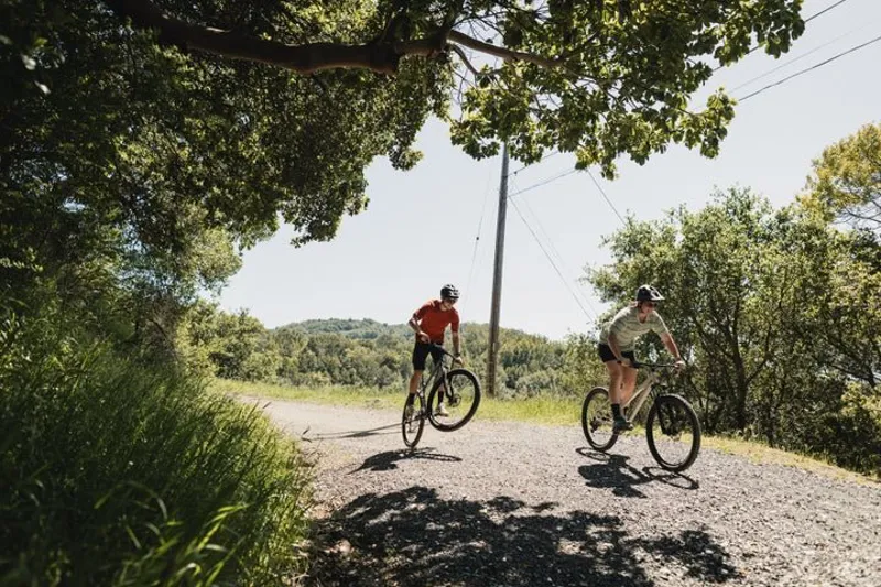 Bolinas Ridge 1 Mountain Bike 2027 Orange/Black-1