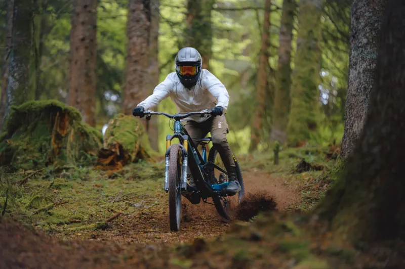 Orbea Rallon E10 Mountain Bike 2026 White Chich/Diamond Black-2