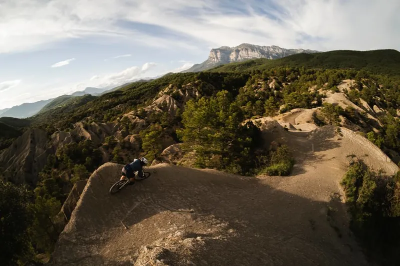 Orbea Occam SL M10 Mountain Bike 2026 Escape Green/Carbon View-2