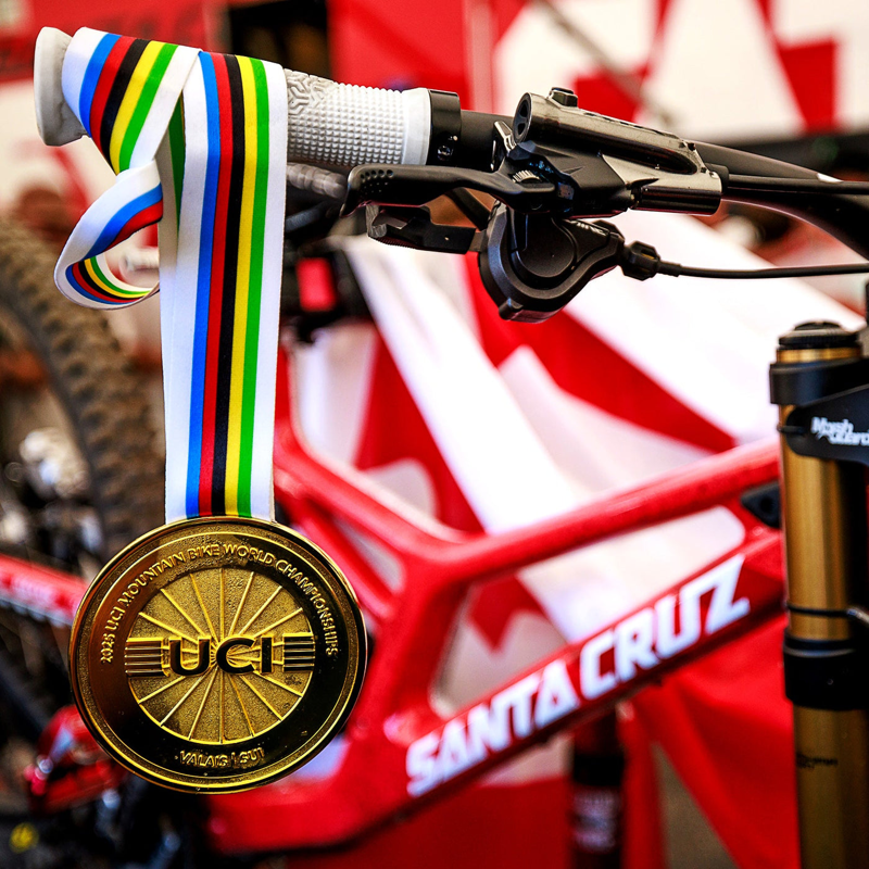 Oneup Goldstone Lock-On Grips Tan-5