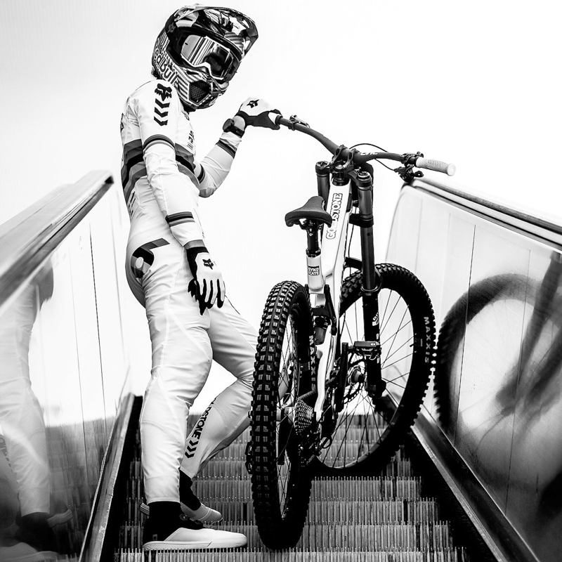 Oneup Goldstone Lock-On Grips Dark Green-10