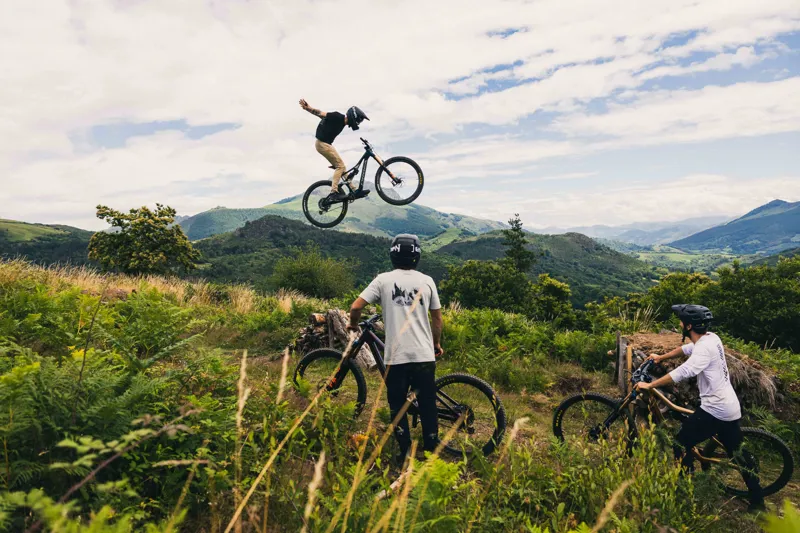 Orbea Rallon M20 Mountain Bike 2022/23 Sand/Black-5