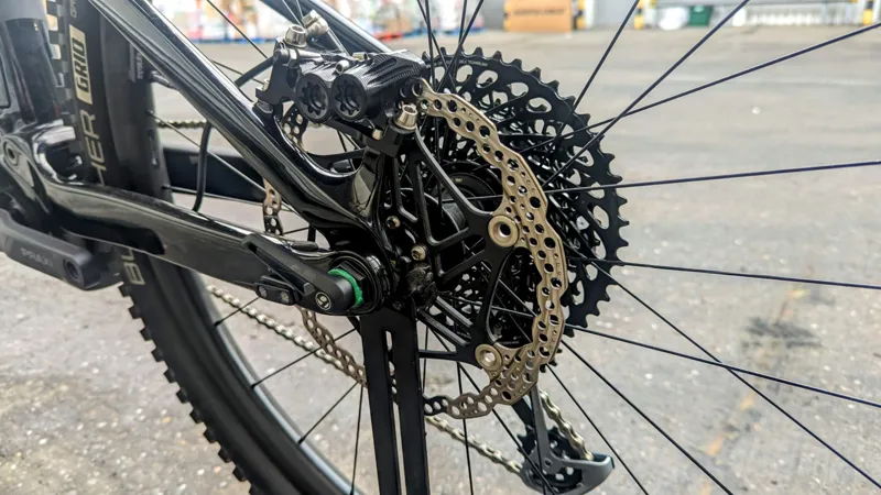 2nd Hand Trek Rail 9.9 X01 Electric Bike Medium 2022 Carbon Red Smoke/Lithium Grey-5