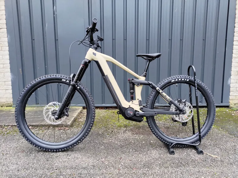 Ex Display Cube Stereo Hybrid 160 HPC SL 625 Small  Electric Bike 2022 Desert/Black-1