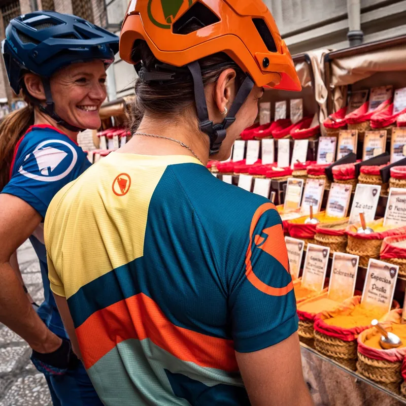 Endura Hummvee Plus MIPS MTB Helmet Harvest-2