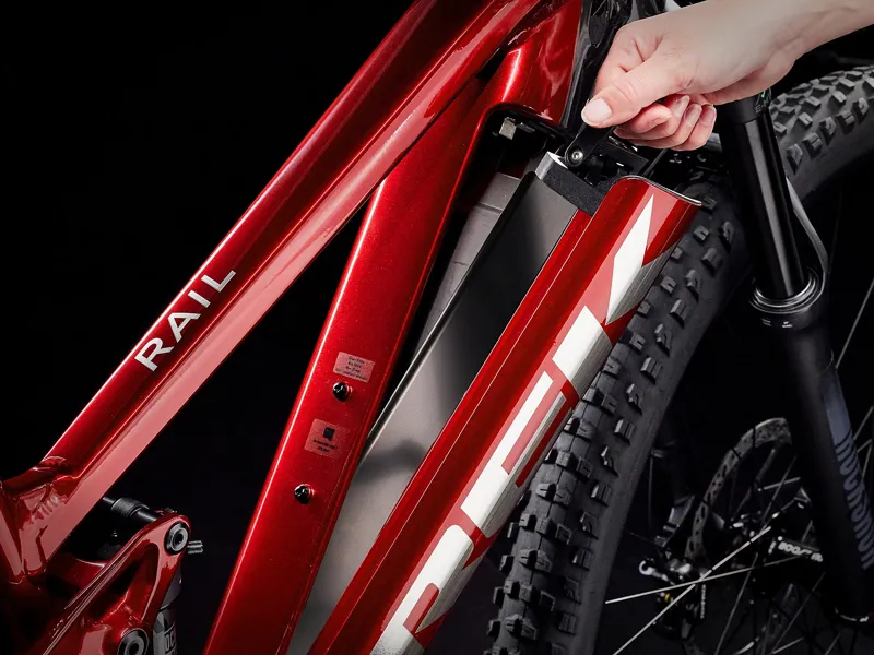 Trek Rail 5 625 Deore Electric Bike 2023 Rage Red-5