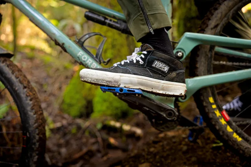 OneUp Components Wave MTB Flat Pedals 107mmx110mm Black-4