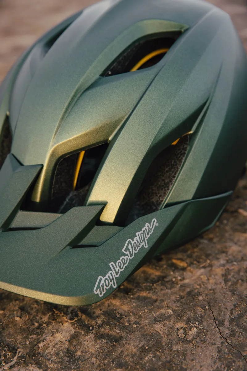Troy Lee Designs Flowline MIPS MTB Helmet Orbit Cinnamon-11