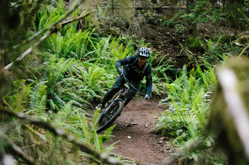 Santa Cruz Hightower C R Mountain Bike 2023 Evergreen-9