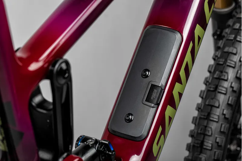 Santa Cruz Hightower C GX AXS RSV Mountain Bike 2023 Trans Purple-2