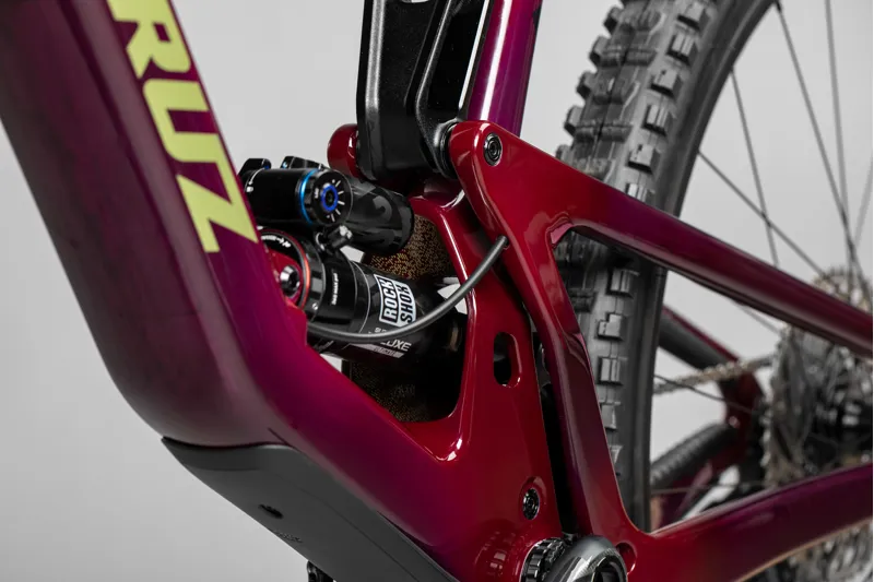 Santa Cruz Hightower CC X01 AXS RSV Mountain Bike 2023 Trans Purple-3