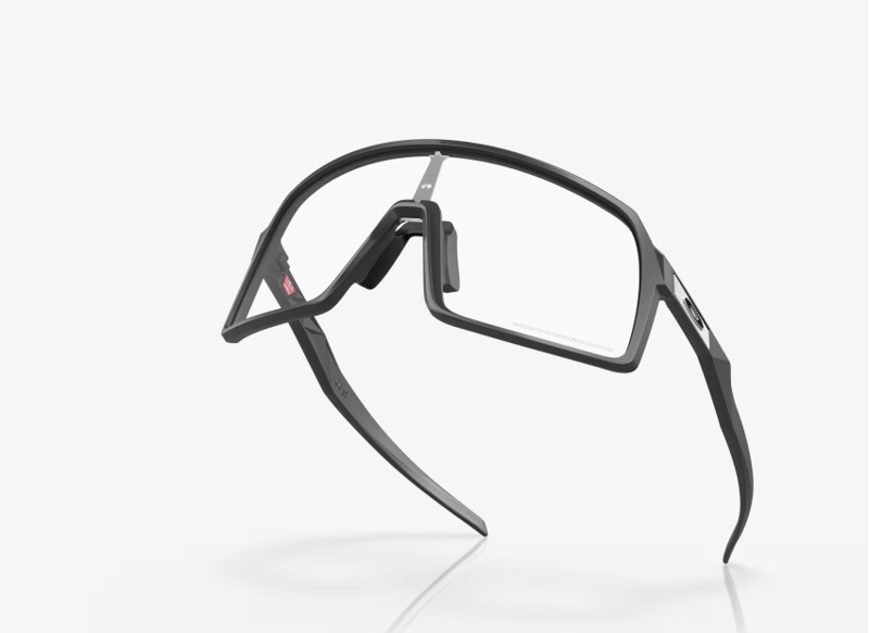 Oakley Sutro Sunglasses Matt Carbon/Clear Photochromic-2