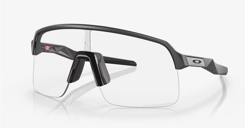 Oakley Sutro Lite Sunglasses Matt Carbon/Clear Photochromic