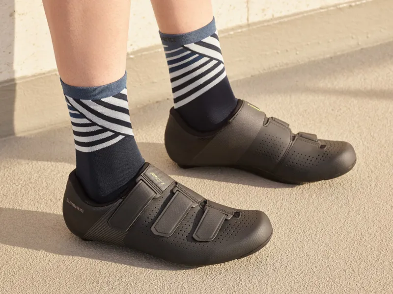 Shimano RC1 Road Shoes Black -4