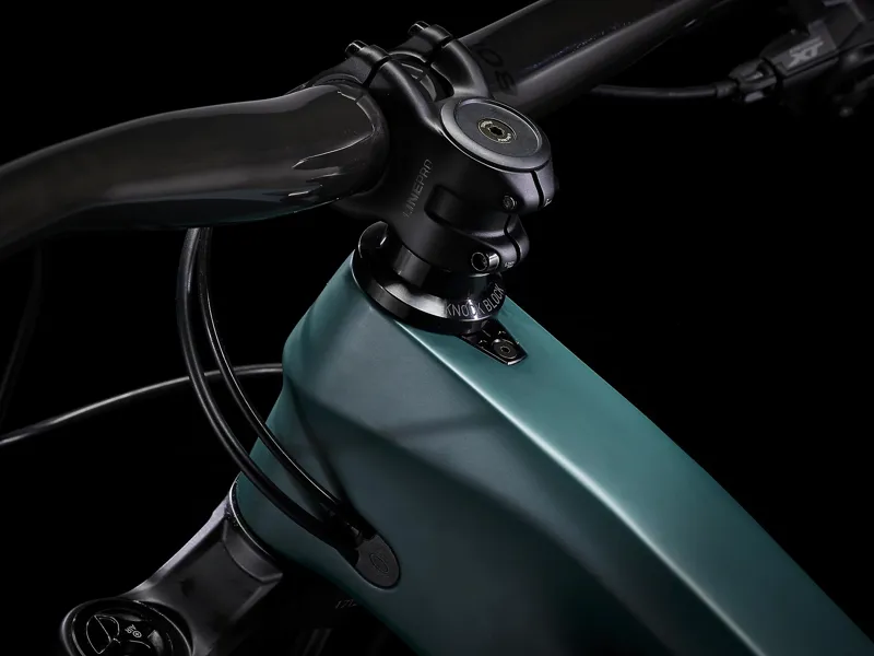 Trek Slash 9.8 XT Mountain Bike 2023 Matte Juniper-7