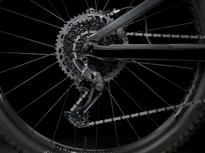 Trek Rail 9.8 GX Electric Mountain Bike 2022 Prismatic/Trek Black-9