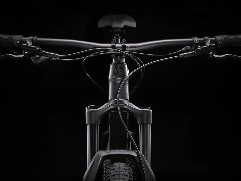 Trek Roscoe 7 Hardtail Mountain Bike 2024 Matt Trek Black-2