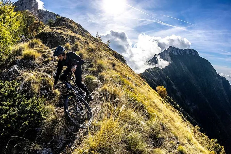 Reserve 30 HD Boost 110x15/148x12mm DT350 XD 6-Bolt 90T Deg 28H MX Carbon Wheelset Black-2